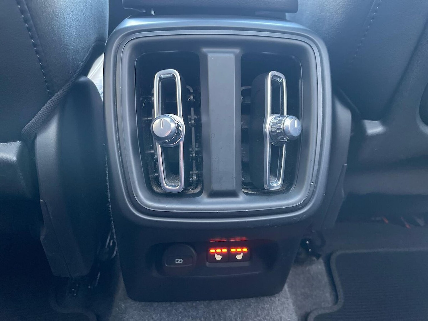 Used Volvo XC40 2021 for sale - 76396950: Photo 22