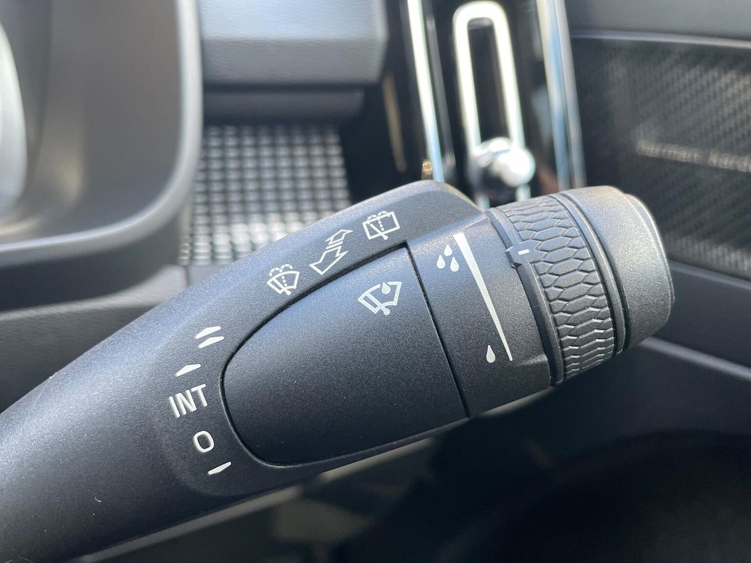 Used Volvo XC40 2021 for sale - 76396950: Photo 28