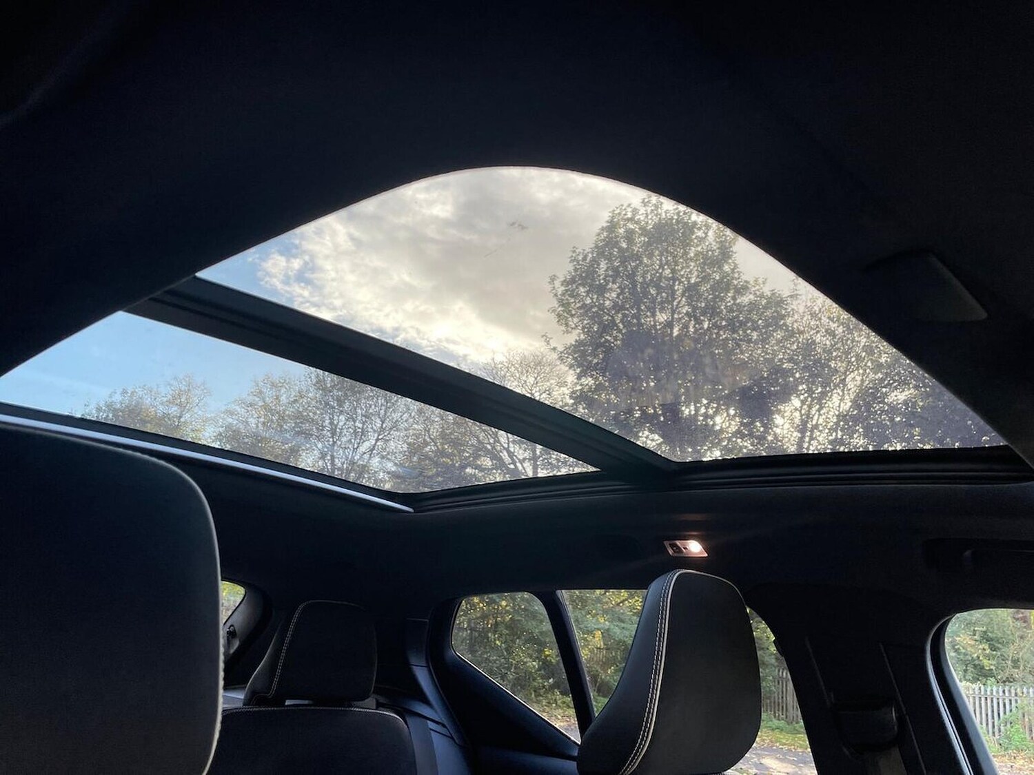 Used Volvo XC40 2021 for sale - 76396950: Photo 32