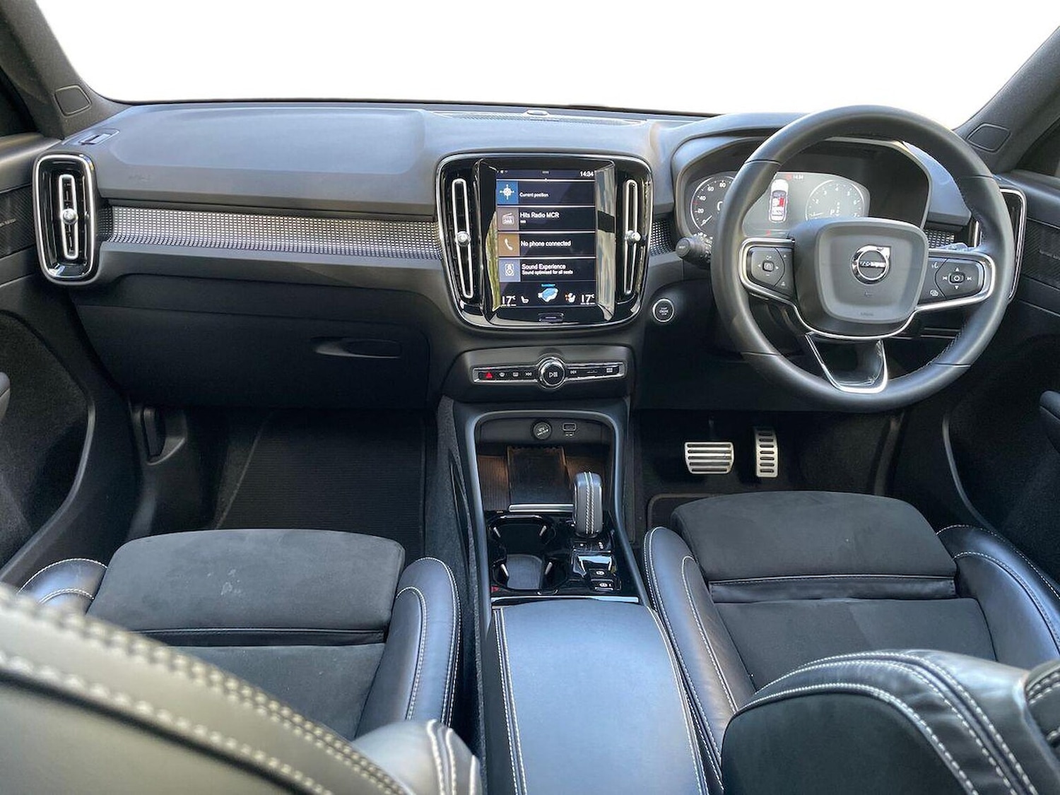 Used Volvo XC40 2021 for sale - 76396950: Photo 8