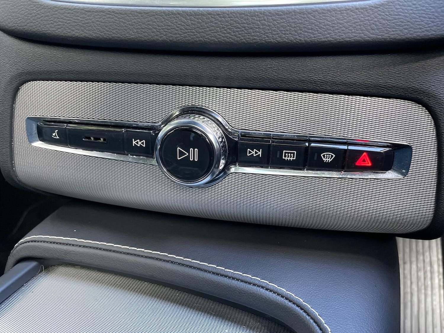 Used Volvo XC90 2022 for sale - 76555456: Photo 12