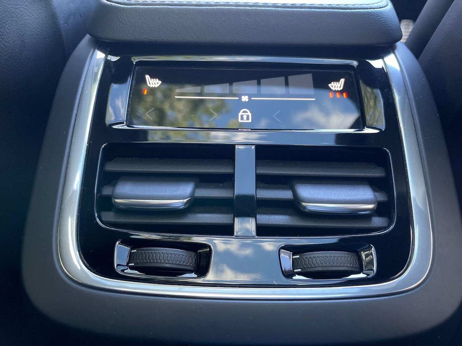 Used Volvo XC90 2022 for sale - 76555456: Photo 42