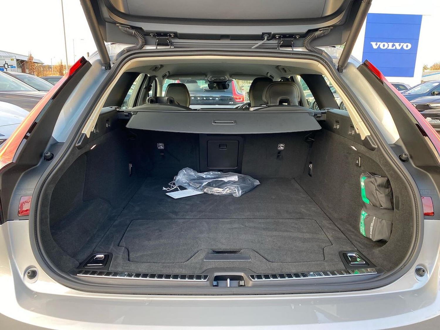 Used Volvo V90 2025 for sale - 77775193: Photo 17