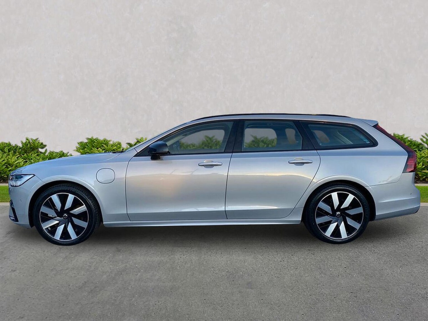 Used Volvo V90 2025 for sale - 77775193: Photo 19