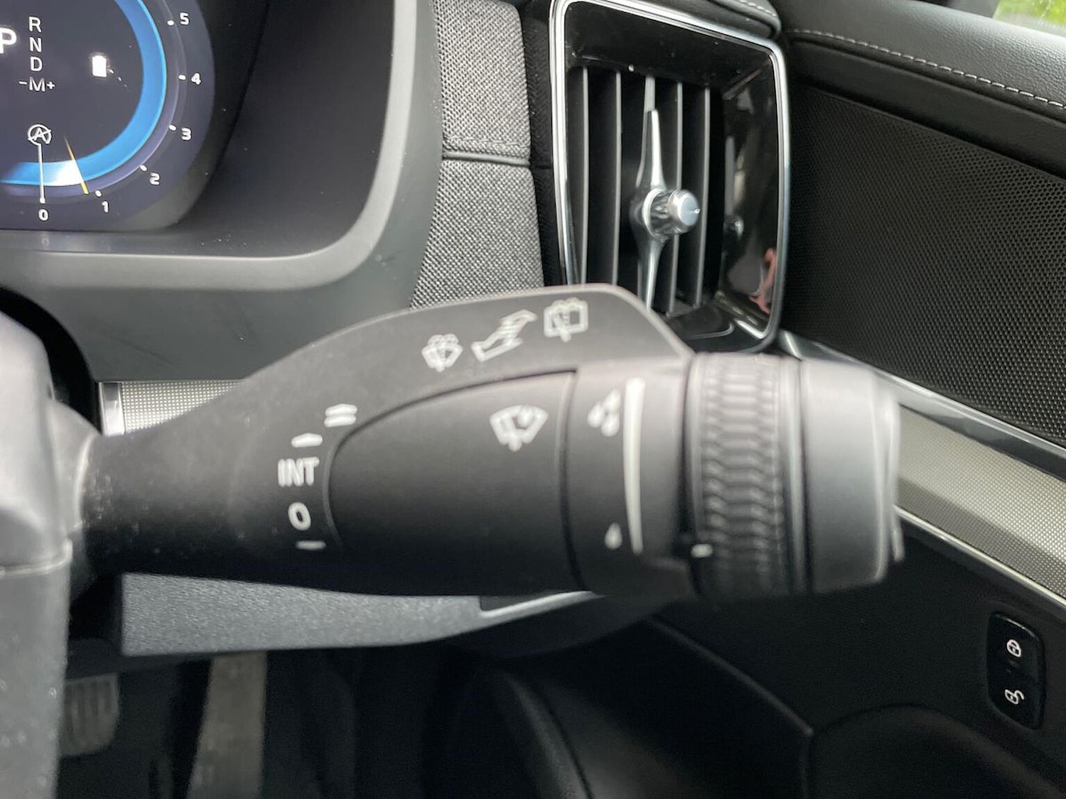 Used Volvo XC90 2025 for sale - 76107144: Photo 28
