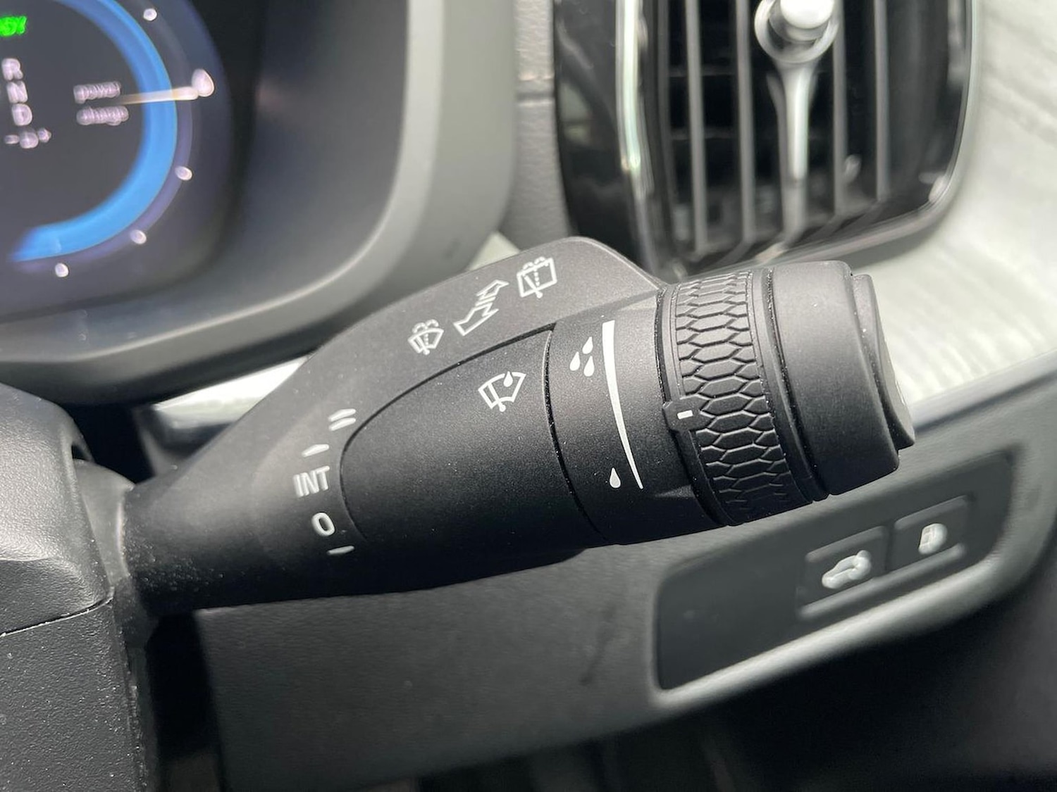 Used Volvo XC60 2025 for sale - 76490766: Photo 28