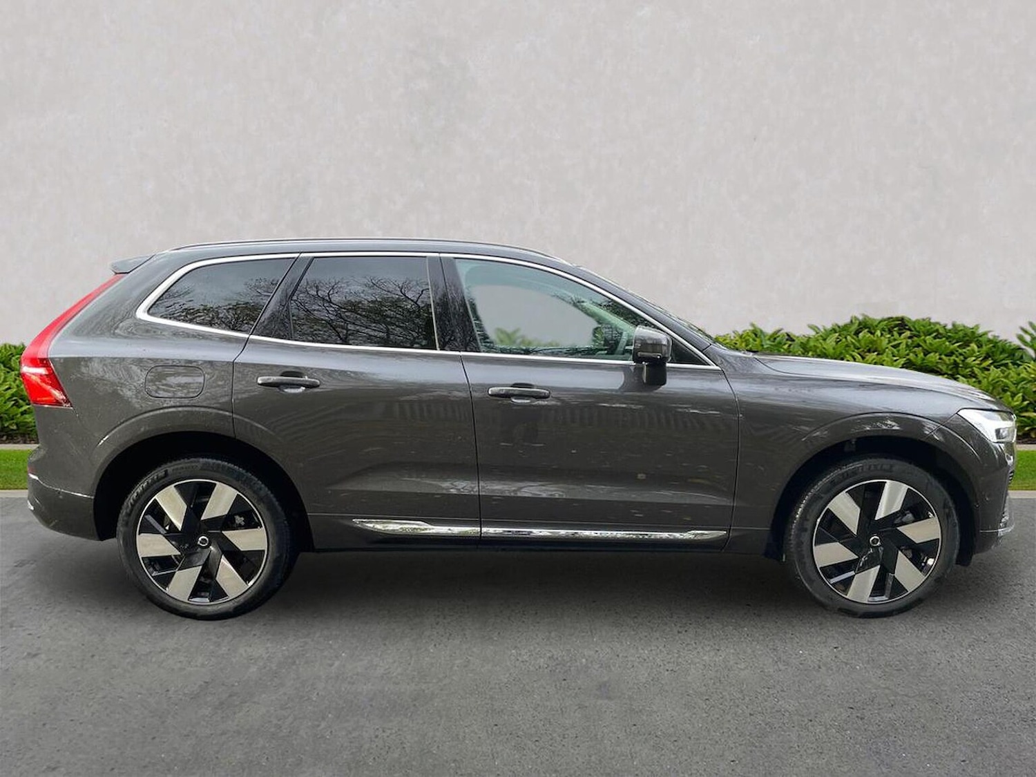 Used Volvo XC60 2025 for sale - 76490766: Photo 3