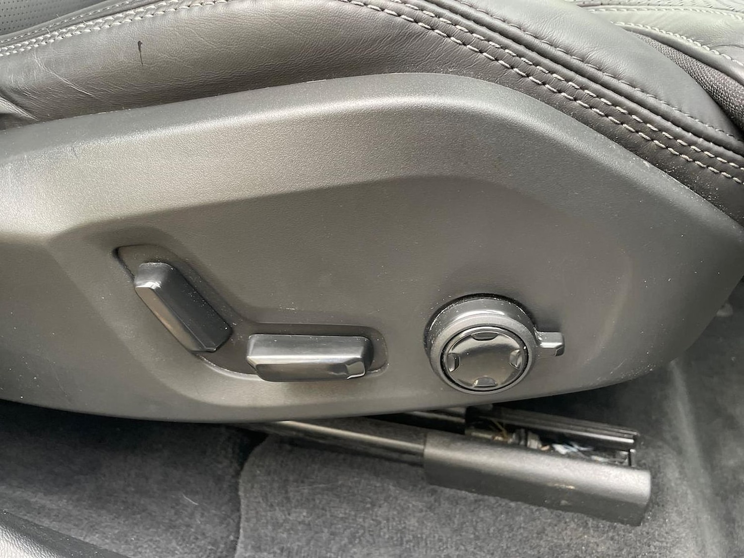 Used Volvo XC60 2025 for sale - 76490766: Photo 30