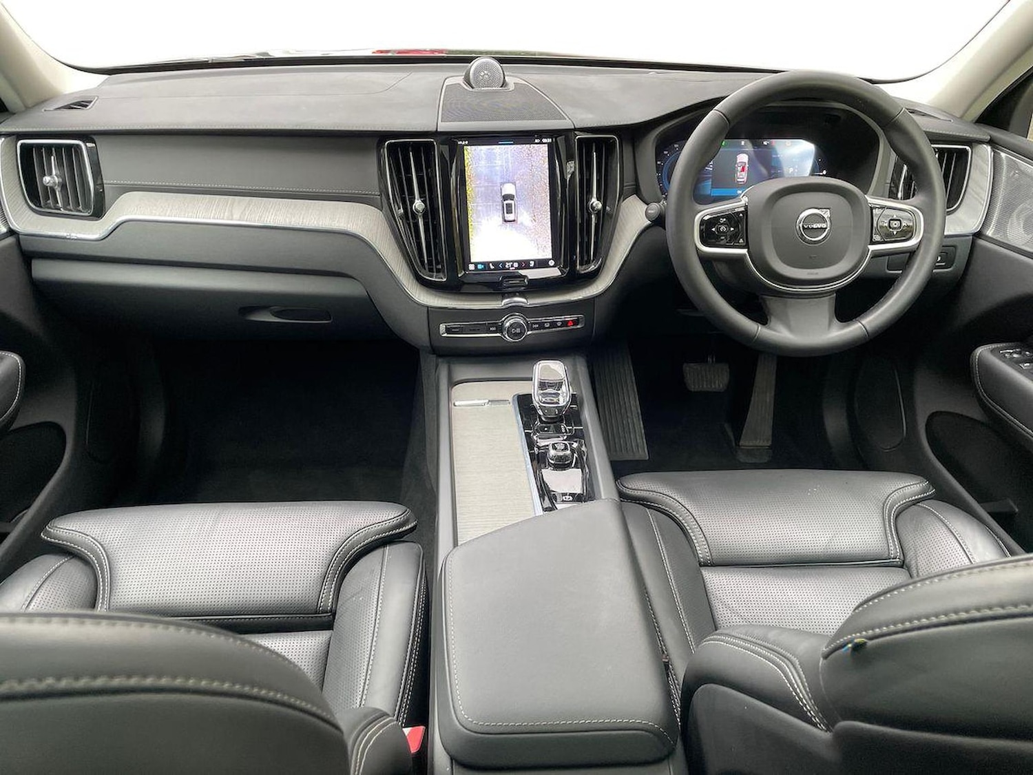 Used Volvo XC60 2025 for sale - 76490766: Photo 8