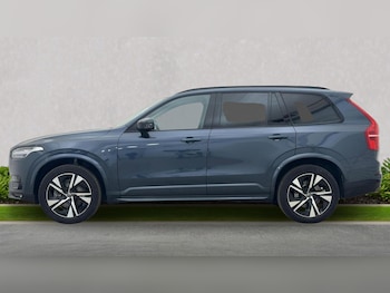 2022 - 2.0 B5P [250] Plus Dark 5Dr Awd Geartronic