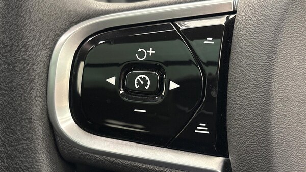 Used Volvo XC90 2022 for sale - 76299403: Photo 9