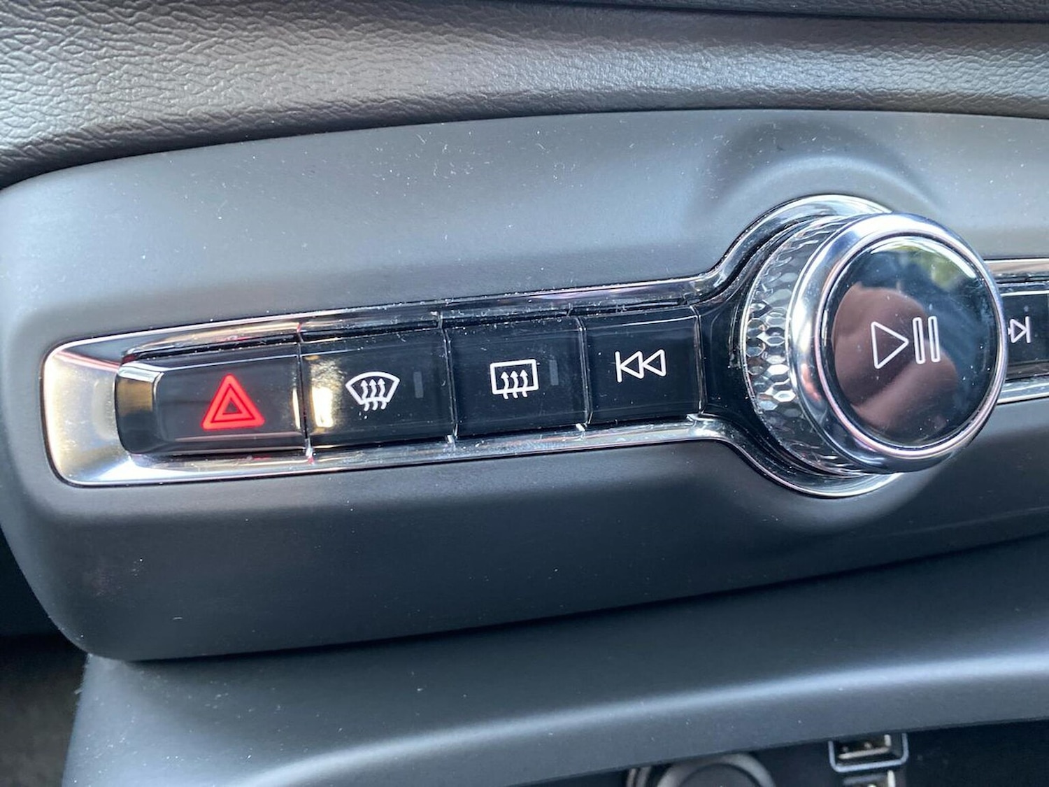 Used Volvo XC40 2020 for sale - 76906300: Photo 12