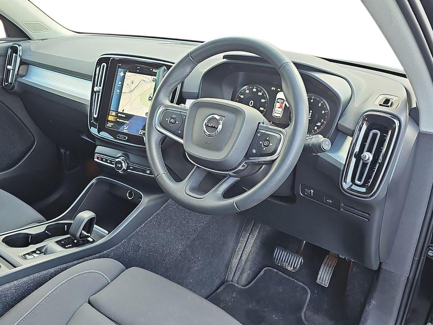 Used Volvo XC40 2021 for sale - 78191378: Photo 17