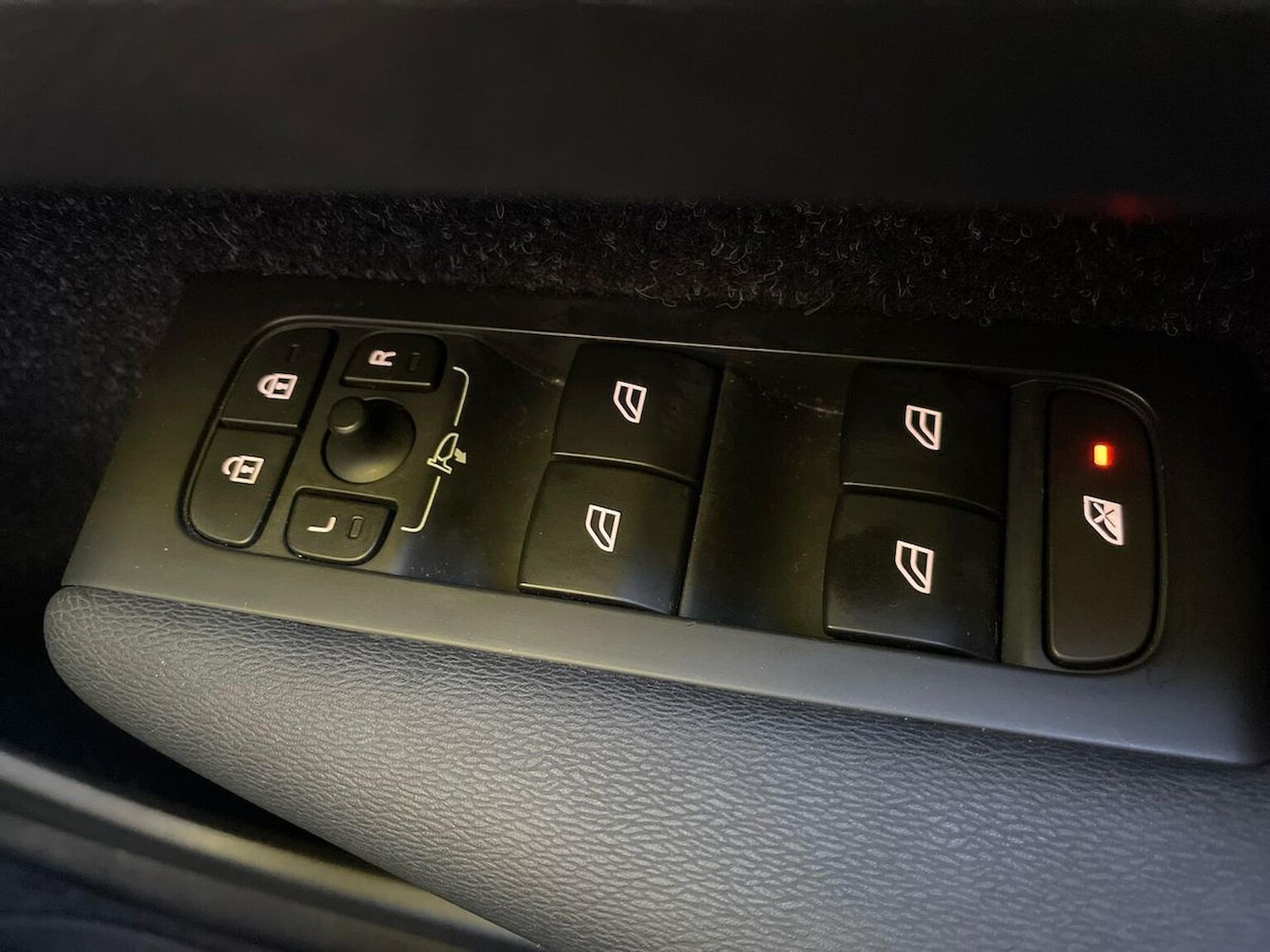 Used Volvo XC40 2020 for sale - 76077775: Photo 21
