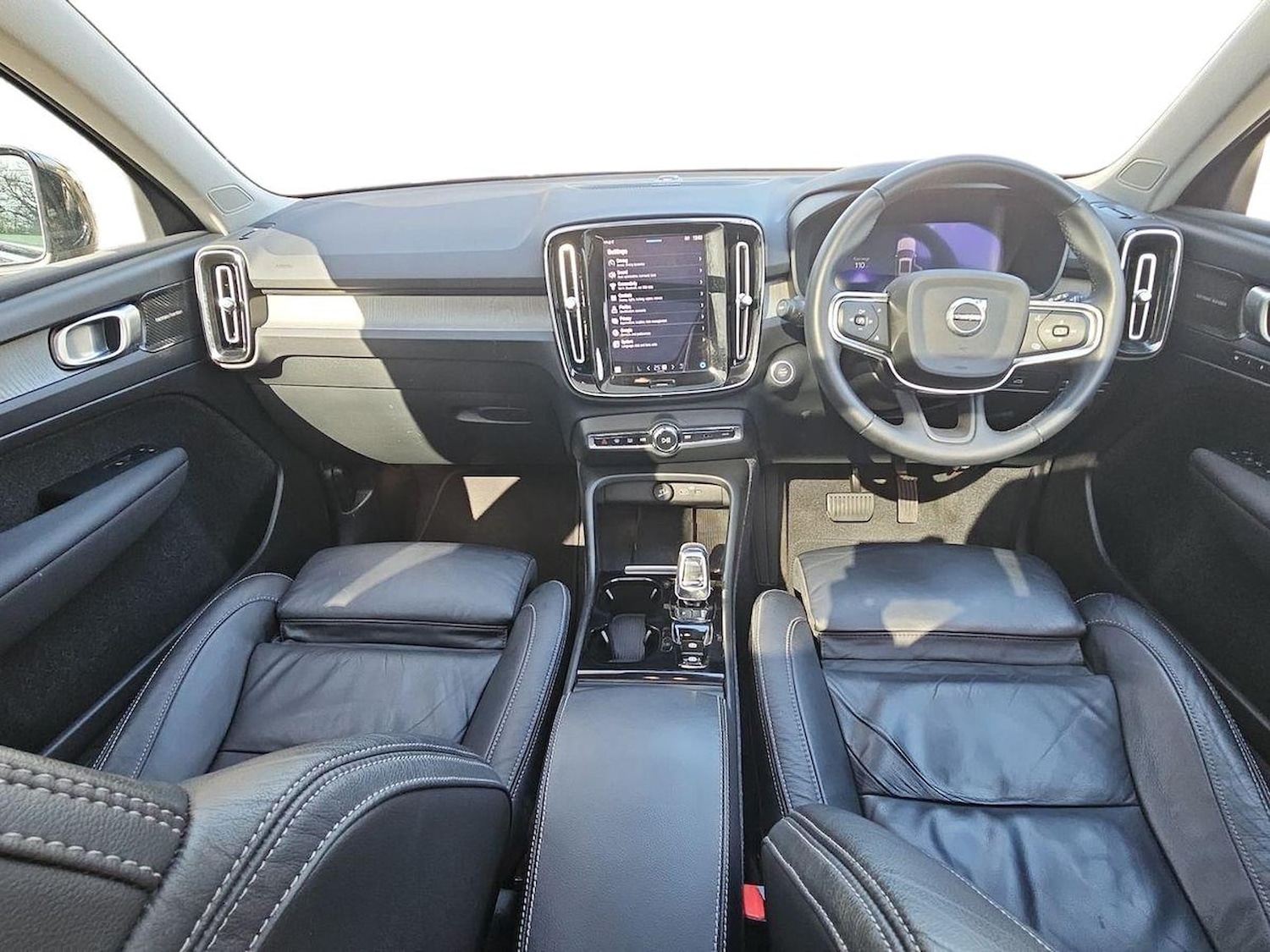 Used Volvo XC40 2023 for sale - 78191320: Photo 10