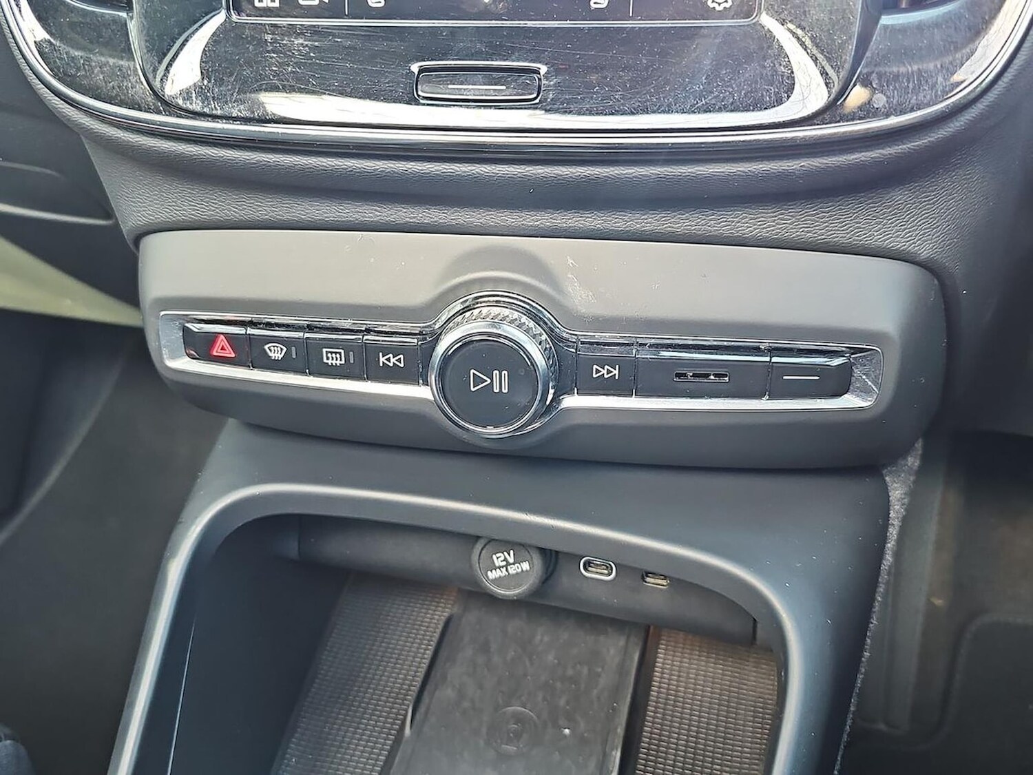 Used Volvo XC40 2023 for sale - 78191320: Photo 14