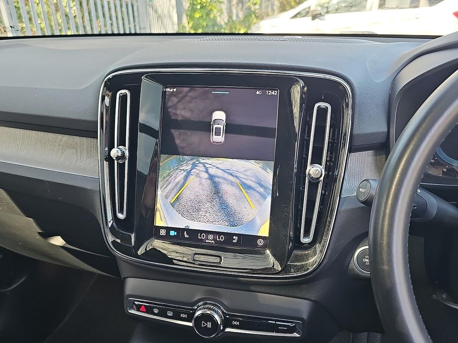 Used Volvo XC40 2023 for sale - 78191320: Photo 24