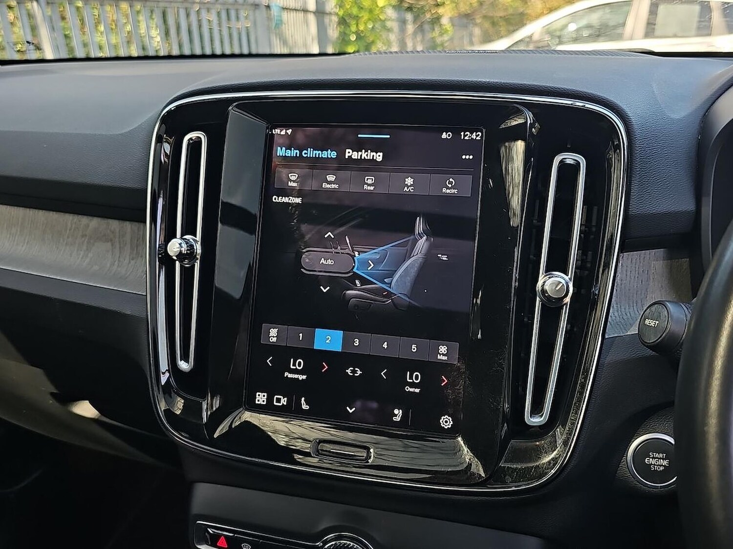 Used Volvo XC40 2023 for sale - 78191320: Photo 26