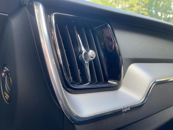 Used Volvo XC60 2022 for sale - 76040764: Photo 21