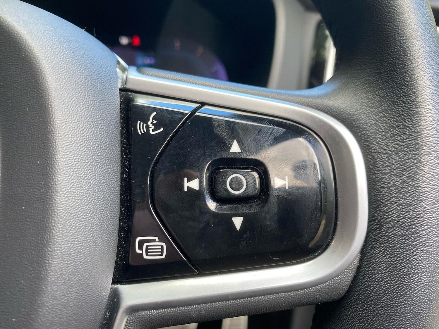 Used Volvo XC60 2022 for sale - 76040764: Photo 28