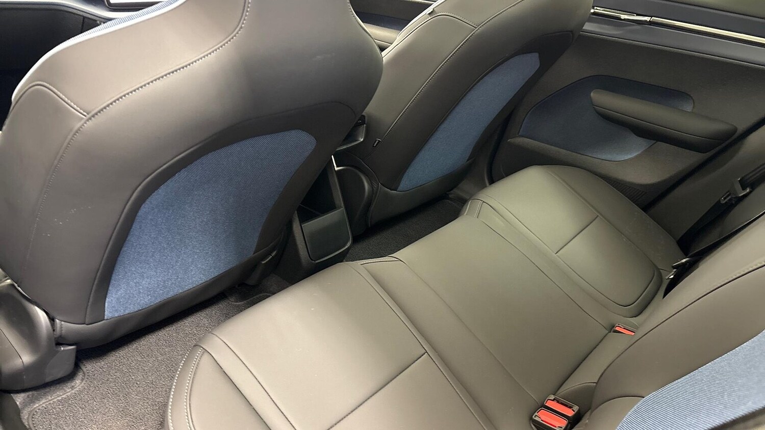 Used Volvo EX30 2025 for sale - 78026188: Photo 16