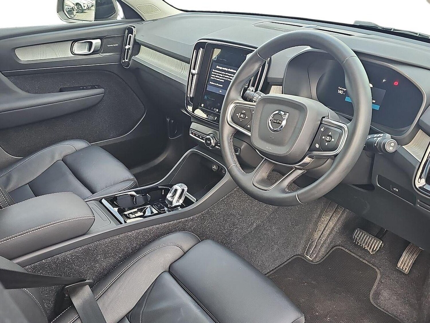 Used Volvo XC40 2025 for sale - 77687995: Photo 15