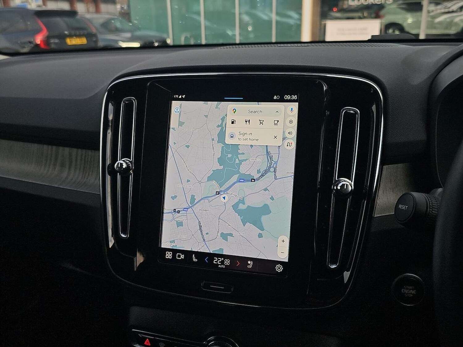 Used Volvo XC40 2025 for sale - 77687995: Photo 23