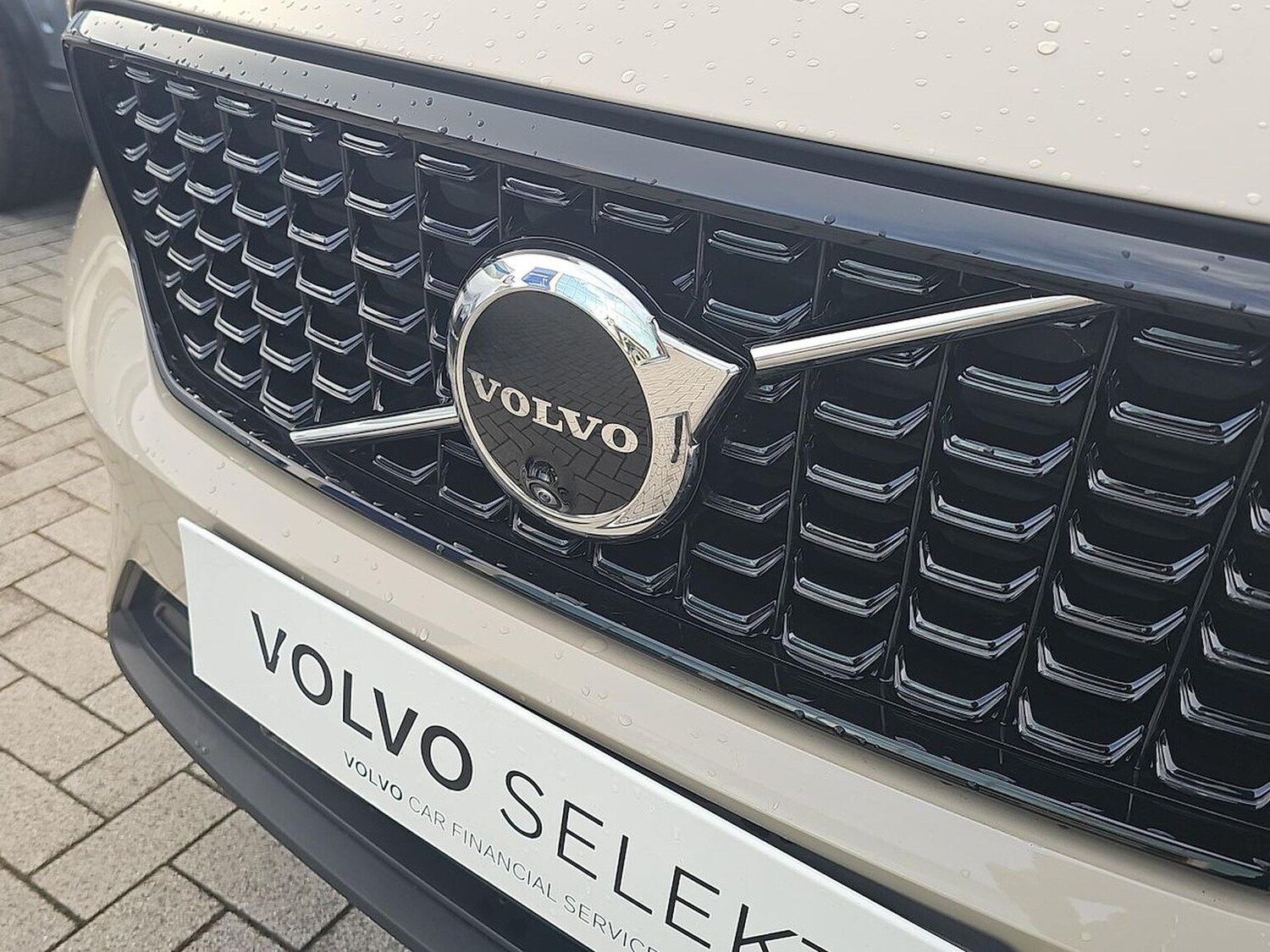 Used Volvo XC40 2025 for sale - 77687995: Photo 32