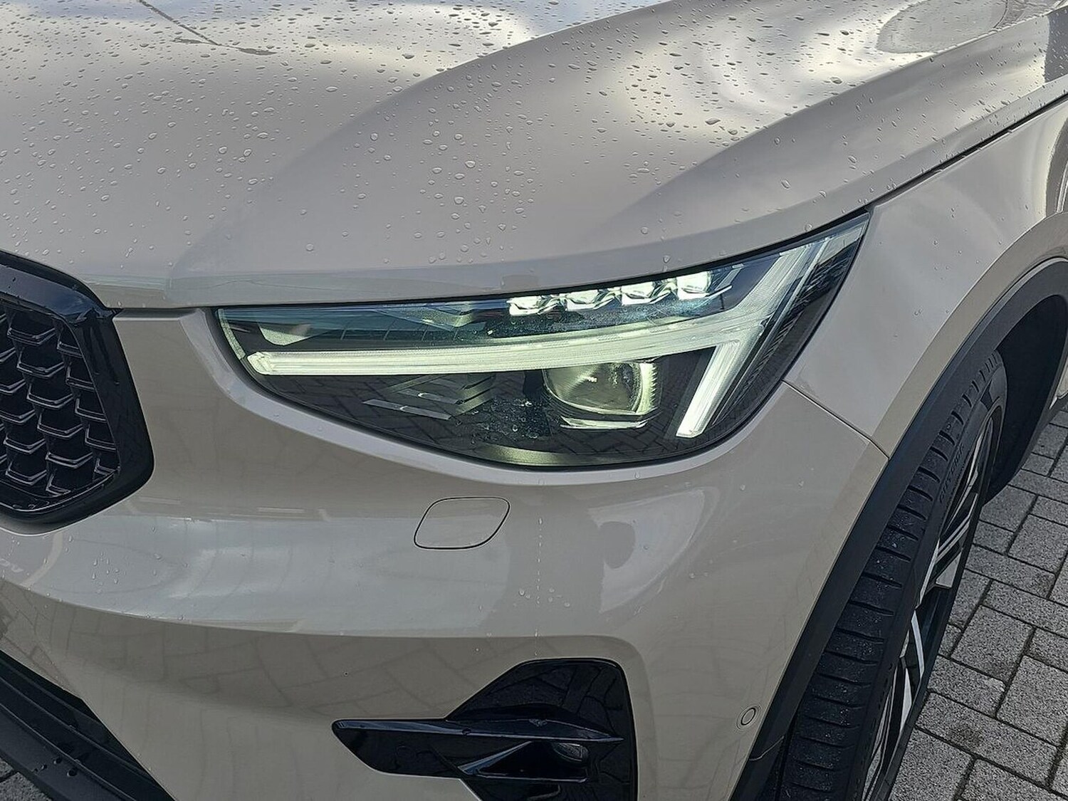 Used Volvo XC40 2025 for sale - 77687995: Photo 33