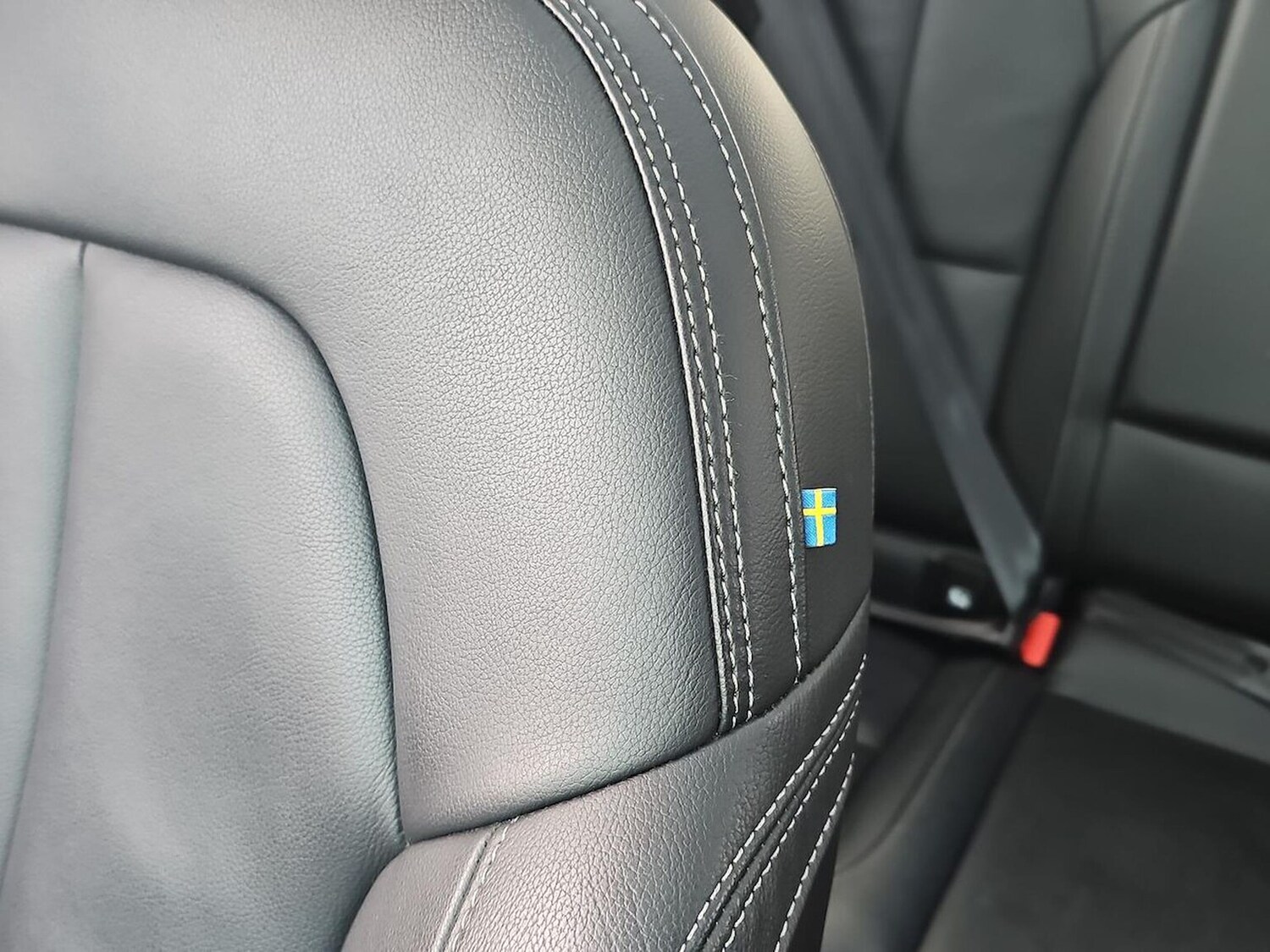 Used Volvo XC40 2025 for sale - 77687995: Photo 43