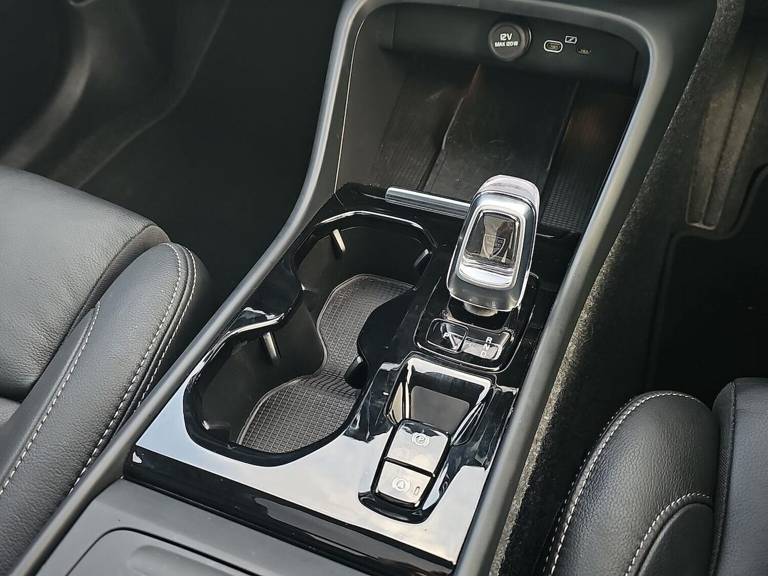 Used Volvo XC40 2025 for sale - 77687995: Photo 47