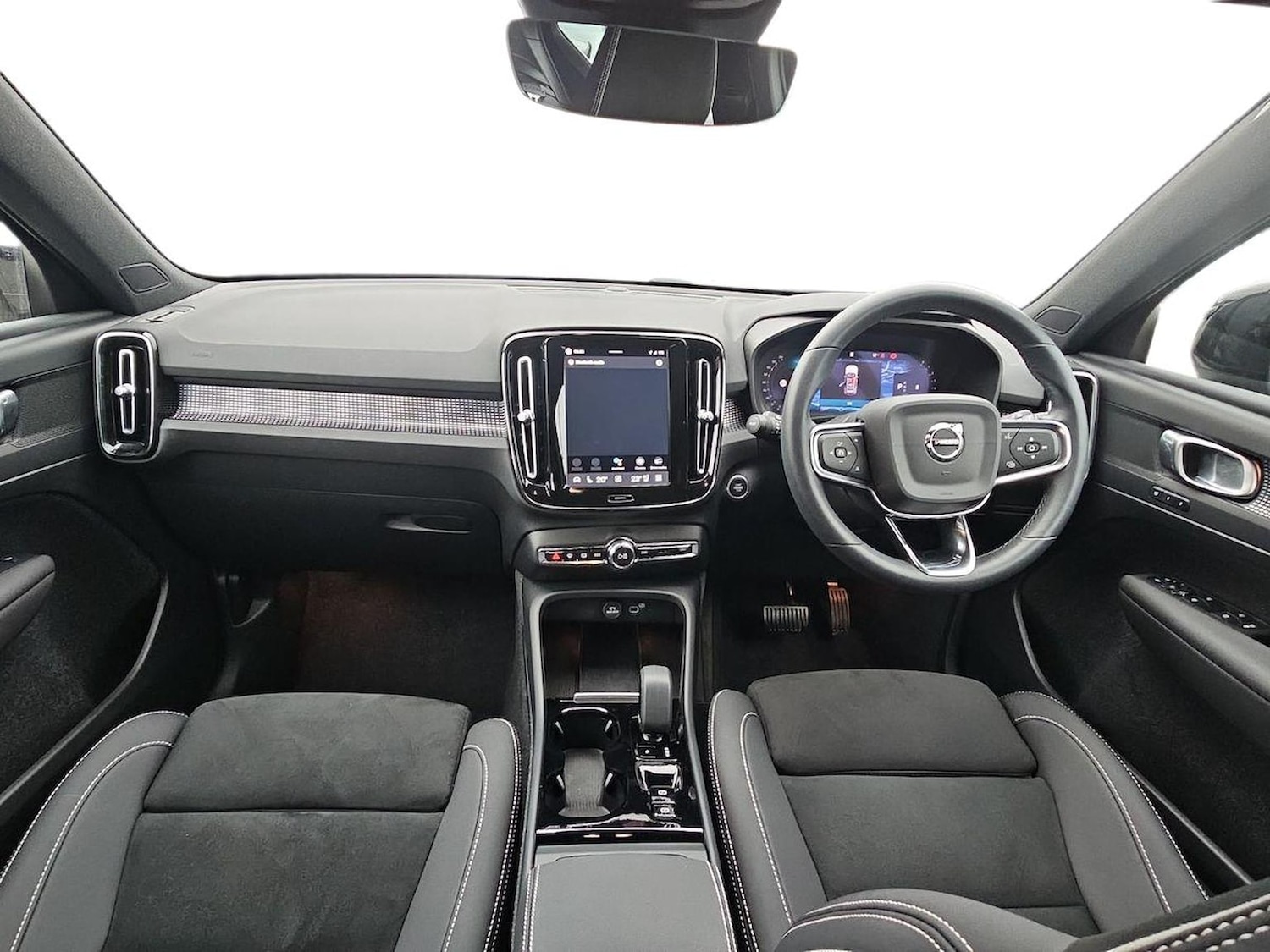 Used Volvo XC40 2024 for sale - 78191317: Photo 10