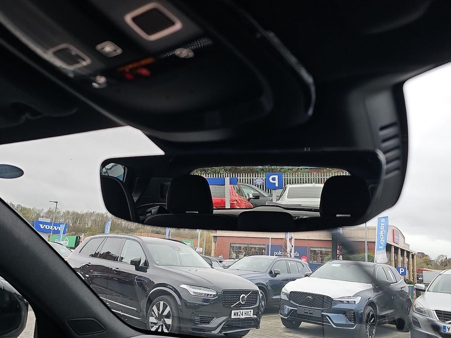 Used Volvo XC40 2024 for sale - 78191317: Photo 16