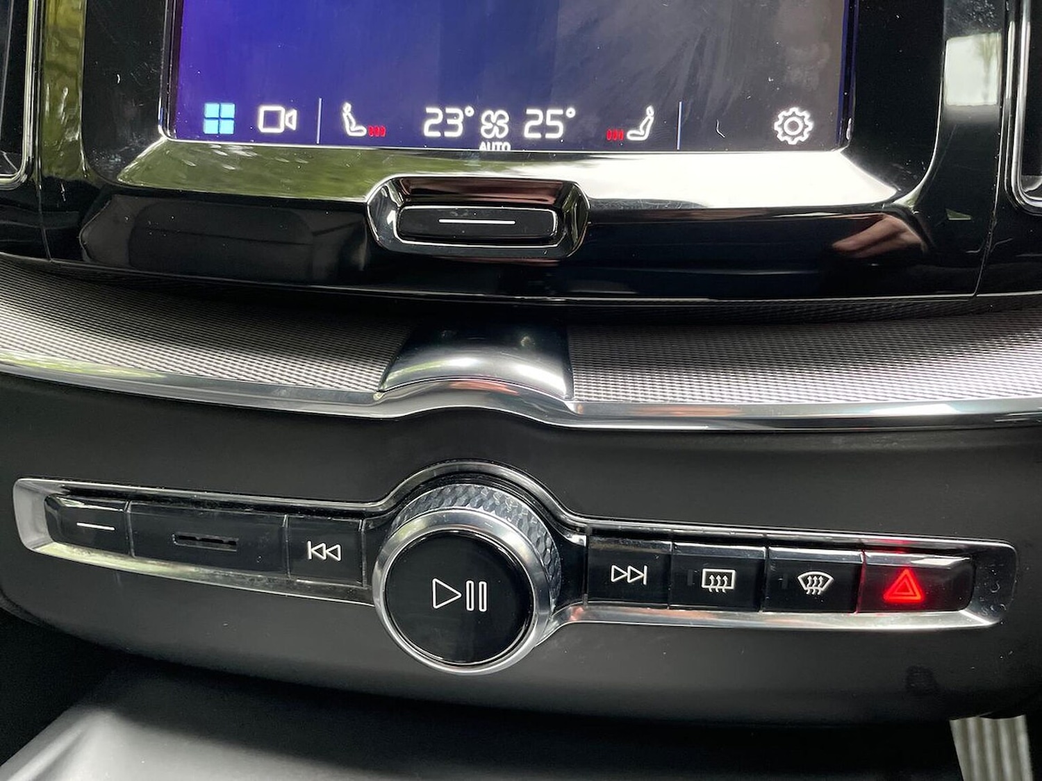 Used Volvo XC60 2022 for sale - 76097651: Photo 12