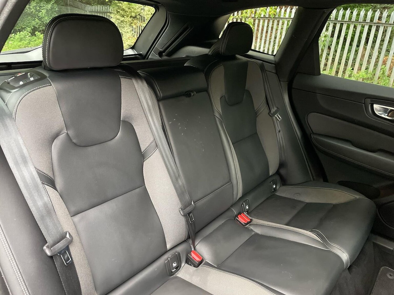 Used Volvo XC60 2022 for sale - 76097651: Photo 16