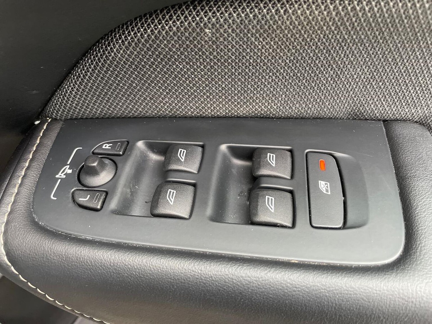 Used Volvo XC60 2022 for sale - 76097651: Photo 21