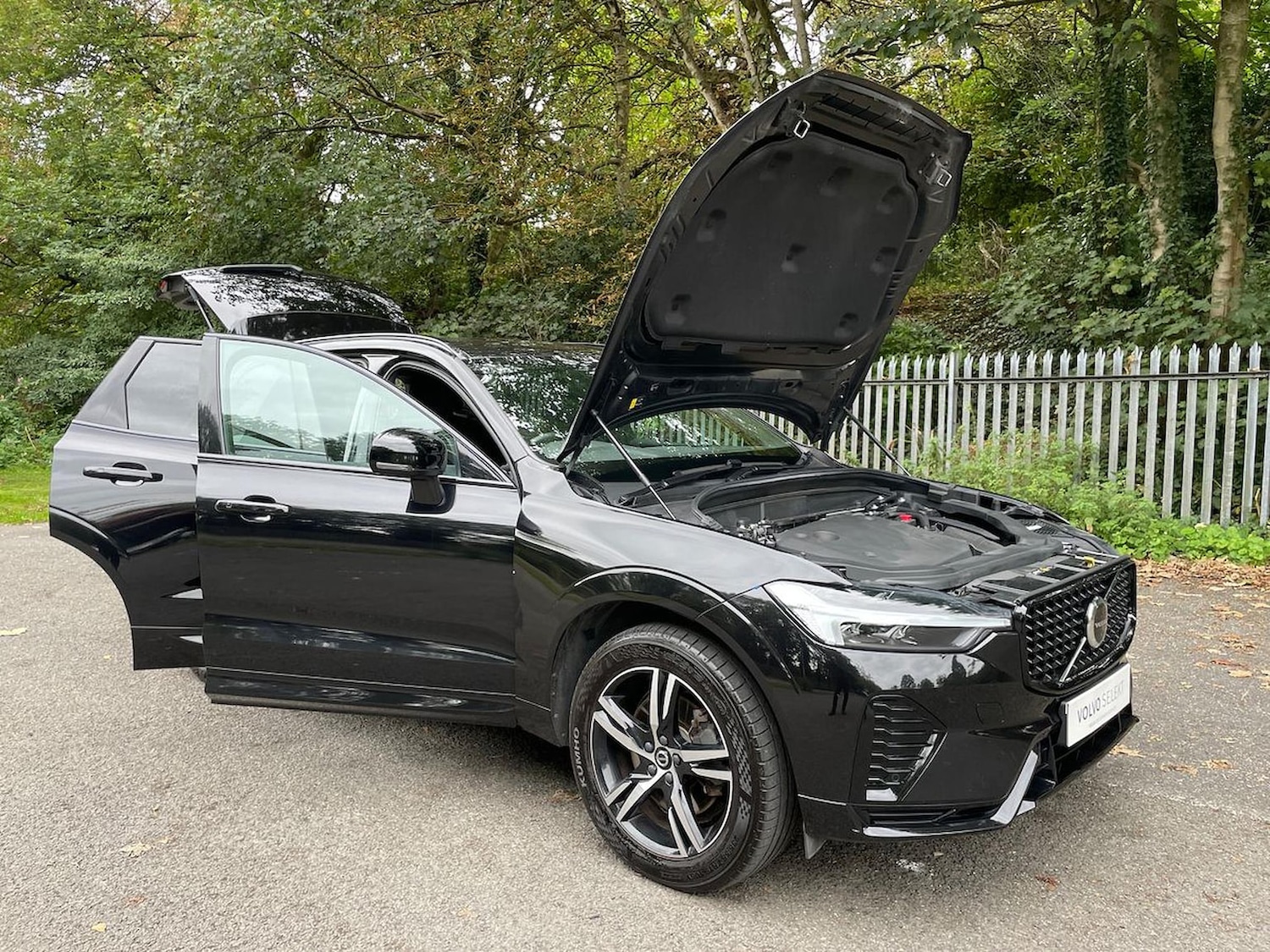 Used Volvo XC60 2022 for sale - 76097651: Photo 37