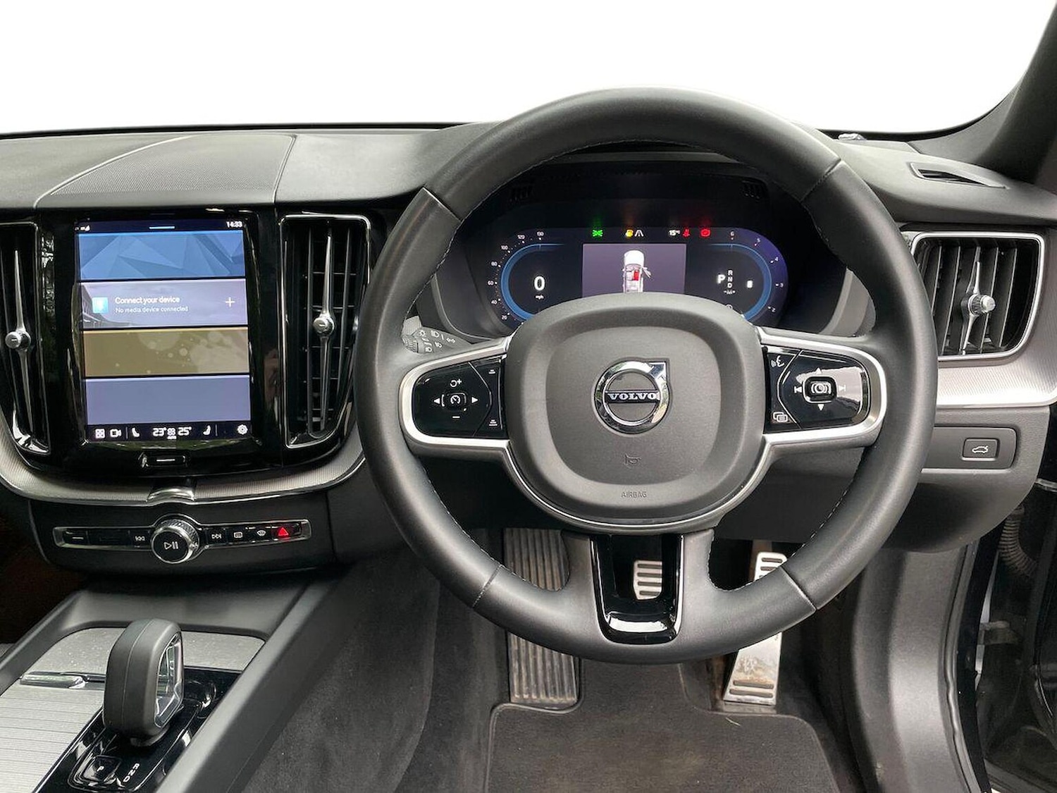 Used Volvo XC60 2022 for sale - 76097651: Photo 9