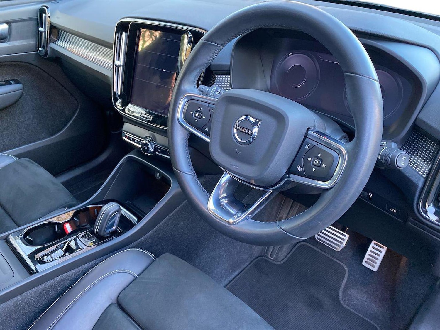 Used Volvo XC40 2021 for sale - 76693420: Photo 15