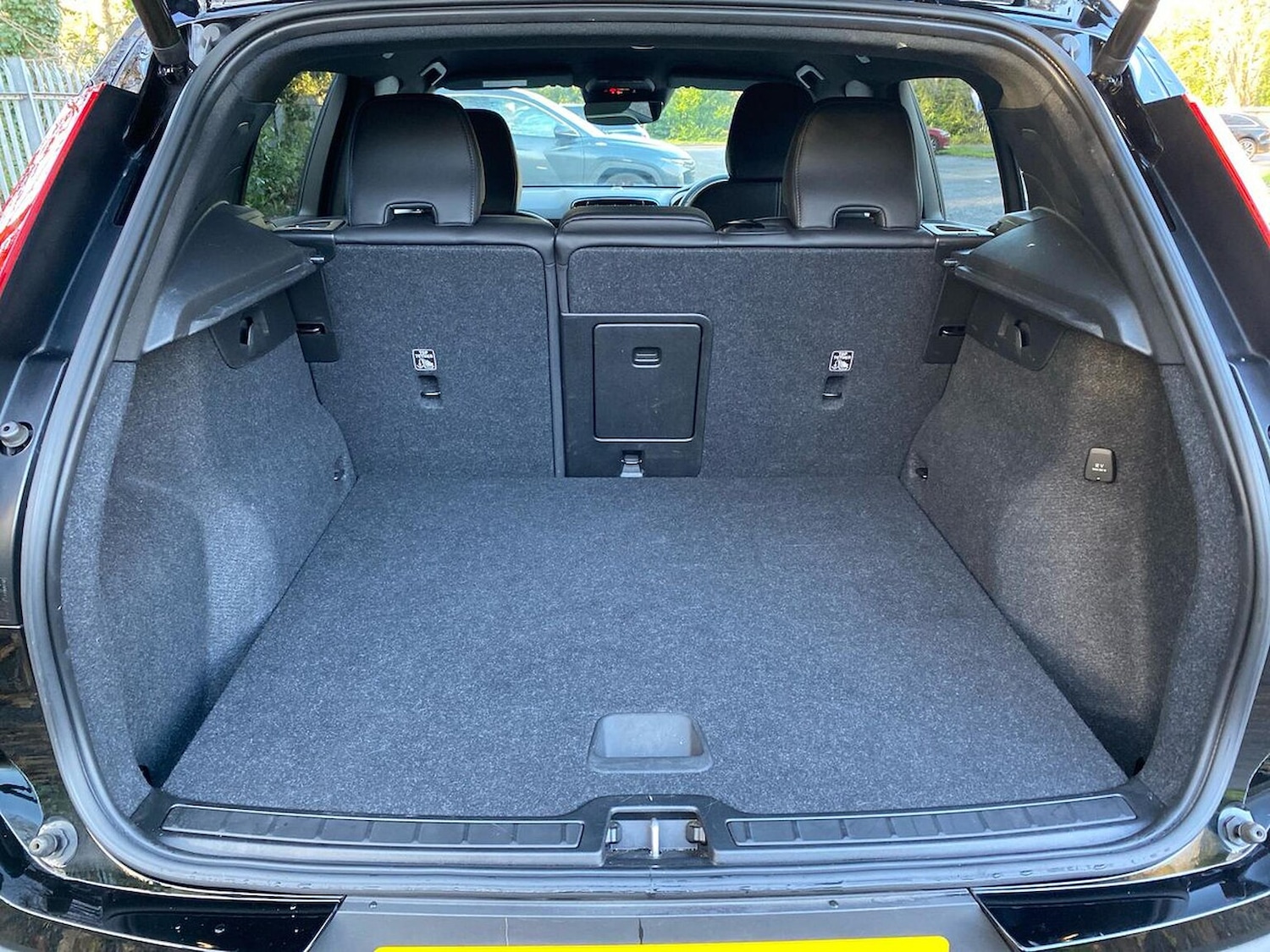 Used Volvo XC40 2021 for sale - 76693420: Photo 17