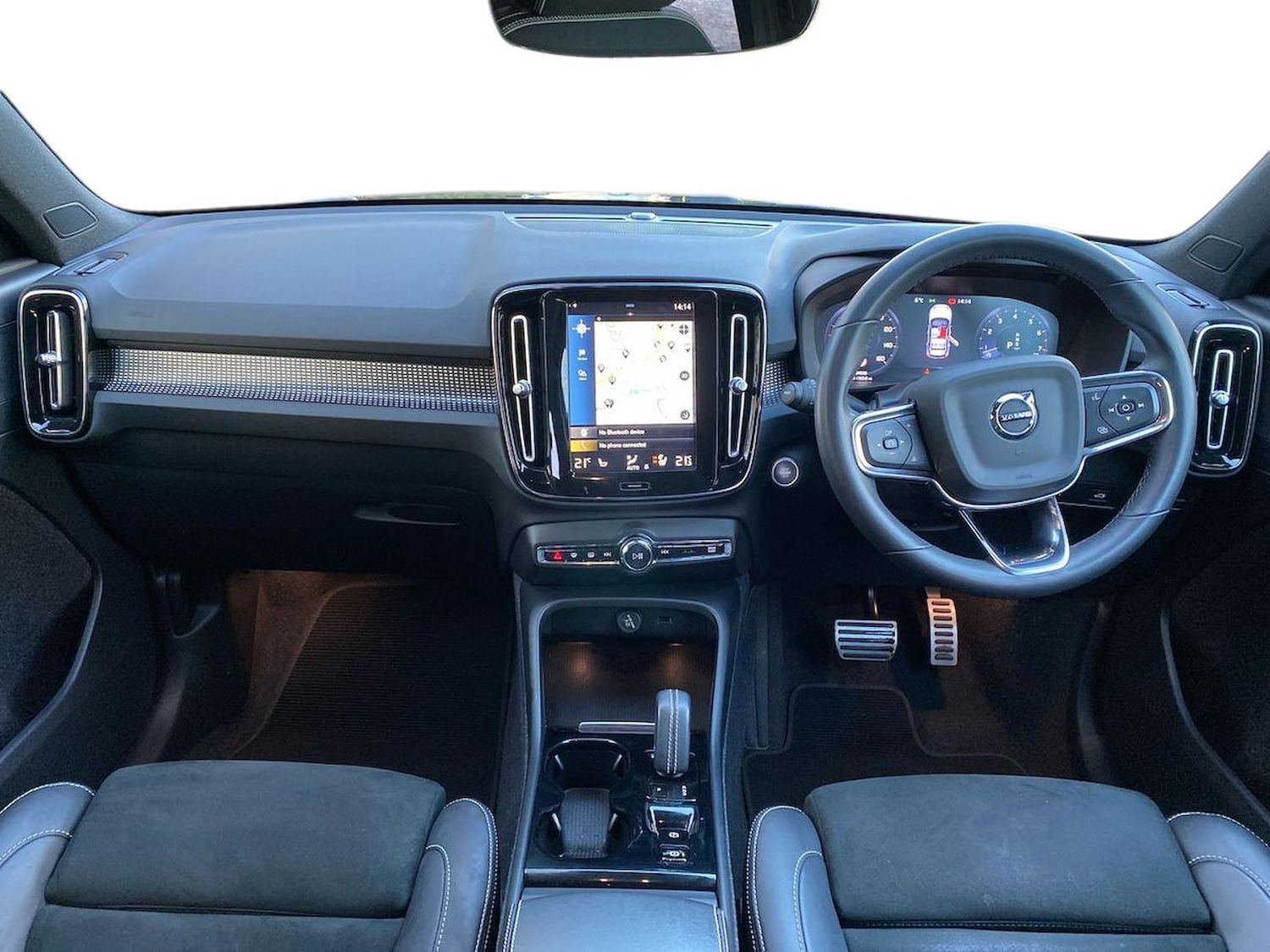 Used Volvo XC40 2021 for sale - 76693420: Photo 8