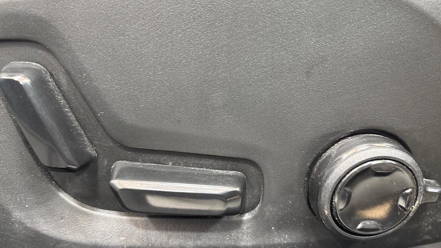 Used Volvo V60 2025 for sale - 77896274: Photo 23