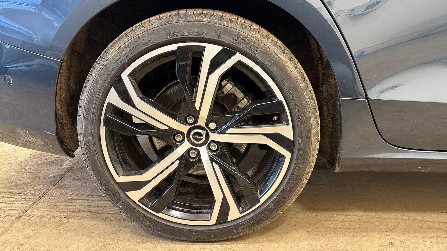 Used Volvo V60 2025 for sale - 77896274: Photo 26