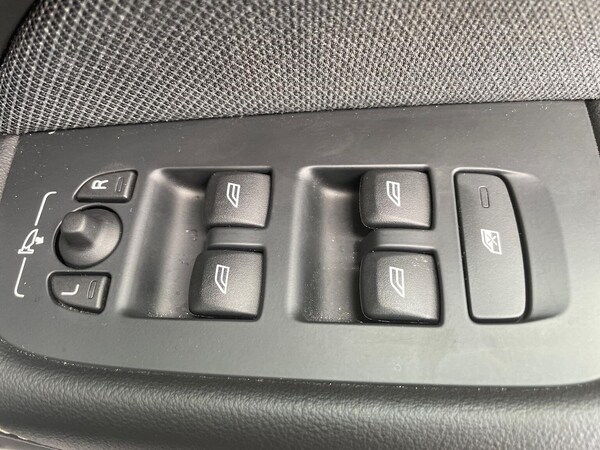 Used Volvo XC60 2021 for sale - 76097639: Photo 21