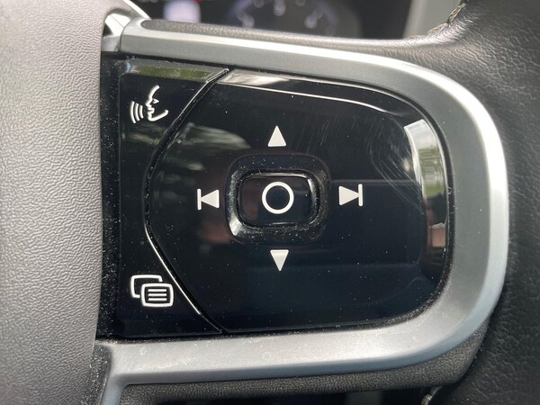 Used Volvo XC60 2021 for sale - 76097639: Photo 26