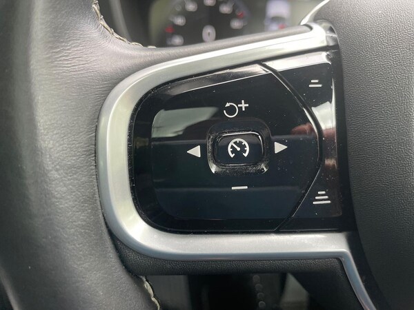 Used Volvo XC60 2021 for sale - 76097639: Photo 27