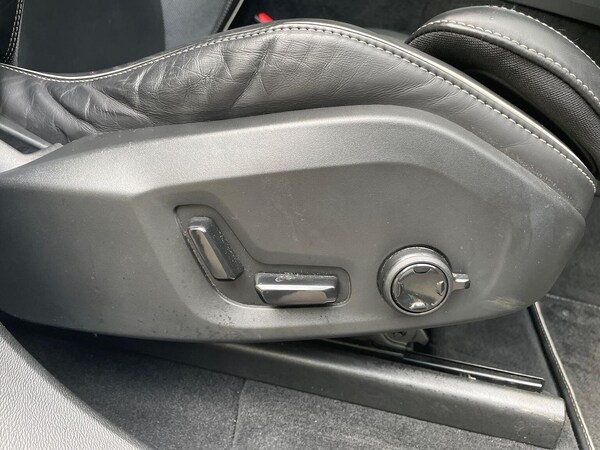 Used Volvo XC60 2021 for sale - 76097639: Photo 30