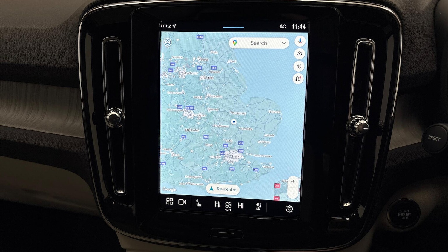 Used Volvo XC40 2024 for sale - 76637737: Photo 24