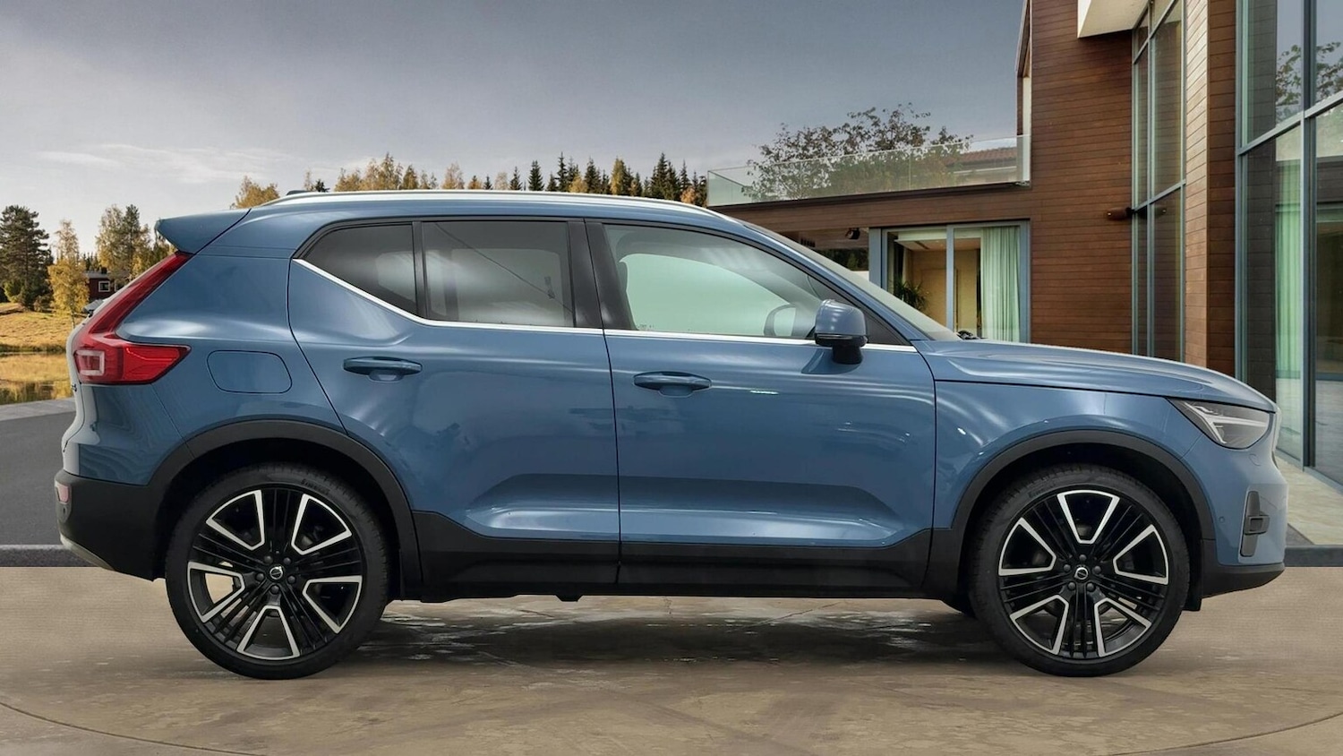 Used Volvo XC40 2024 for sale - 76637737: Photo 3