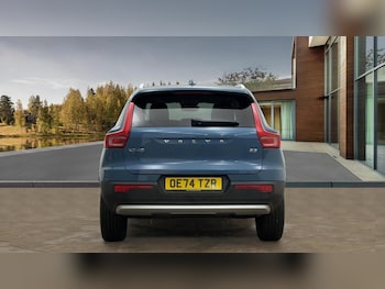 Used Volvo XC40 2024 for sale - 76637737: Photo